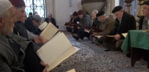 Saraybosnada Begova Camii 480 yildir her gün hatim okunuyor